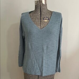 Lou & Grey V-Neck Sweater - Soft Blue